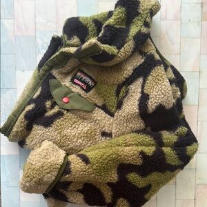 Camo zip up fleece jacket